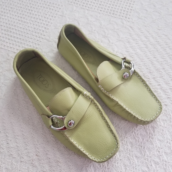 Tod's Green Leather Loafers - Picture 4 of 10